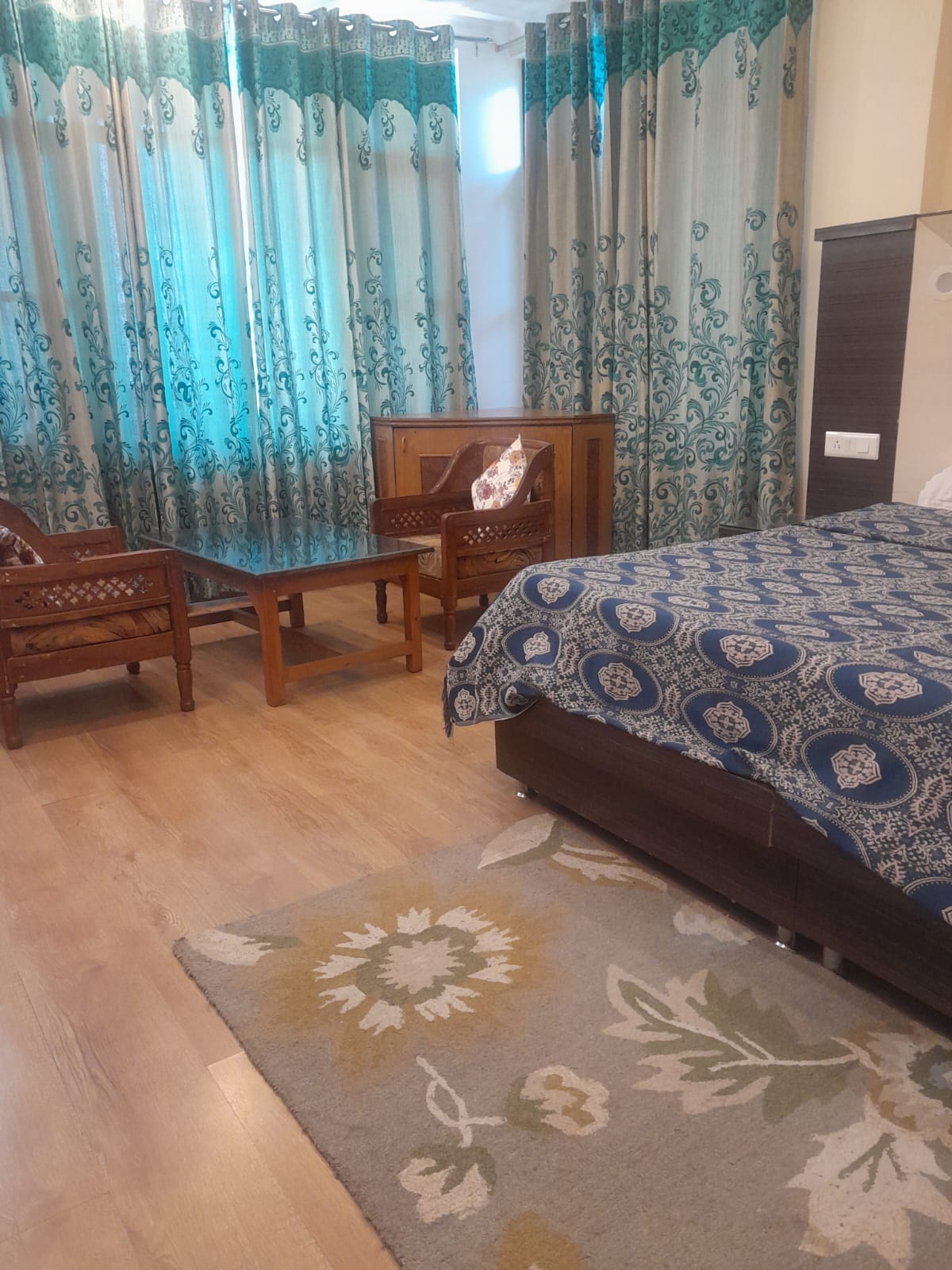 Room Sitting Area