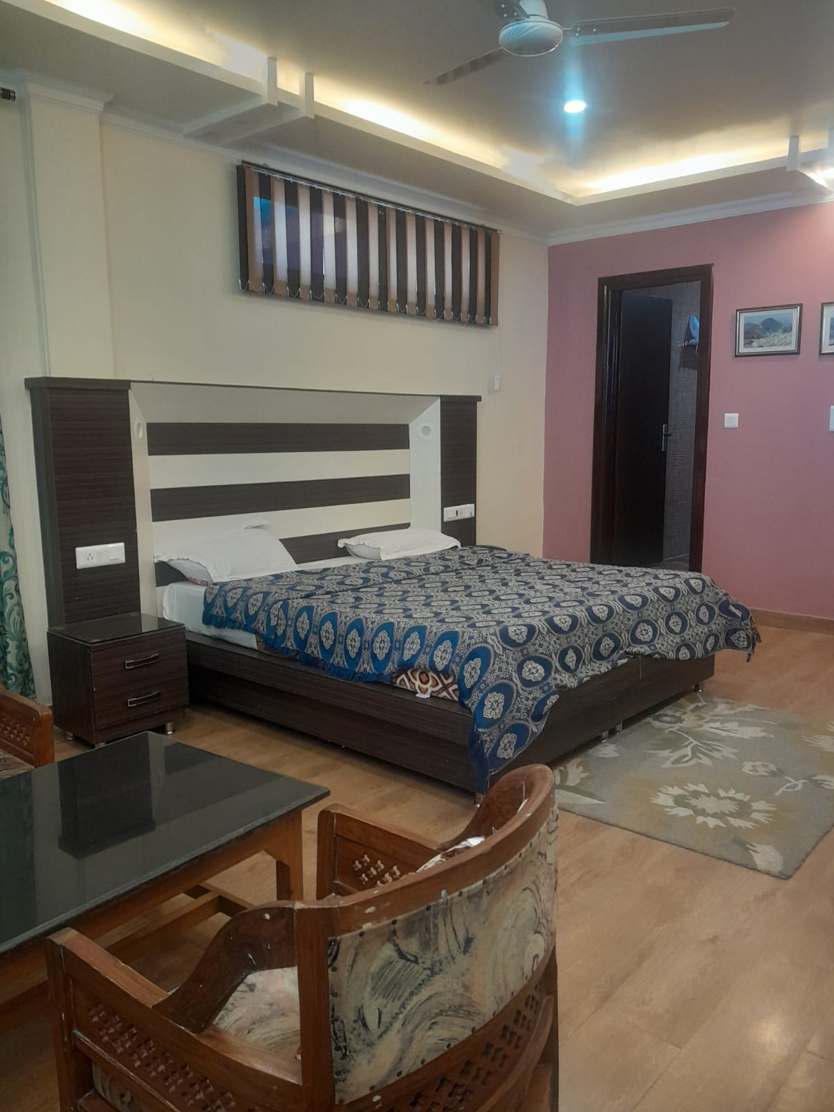 Super Deluxe Bed